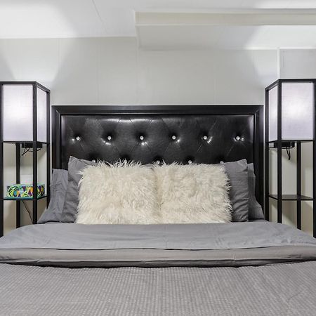 Luxury Chicago Suite Екстериор снимка