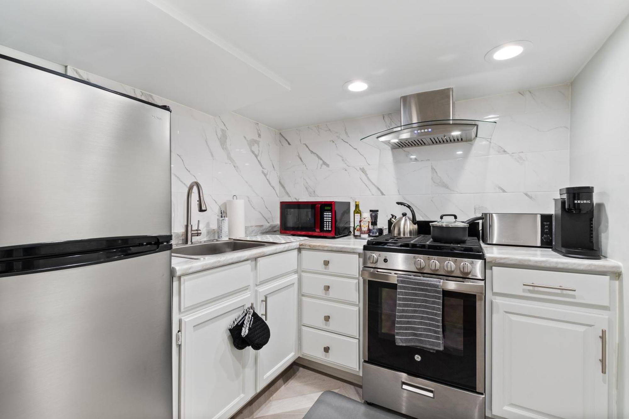 Luxury Chicago Suite Екстериор снимка